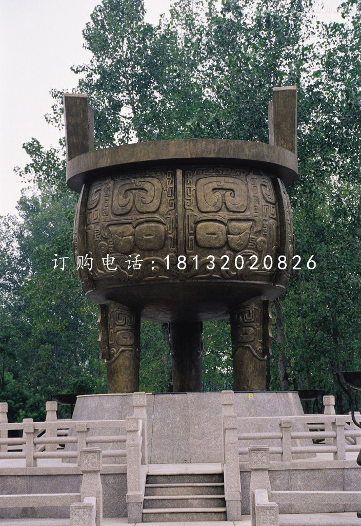 大型銅鼎，廣場(chǎng)三足銅鼎雕塑