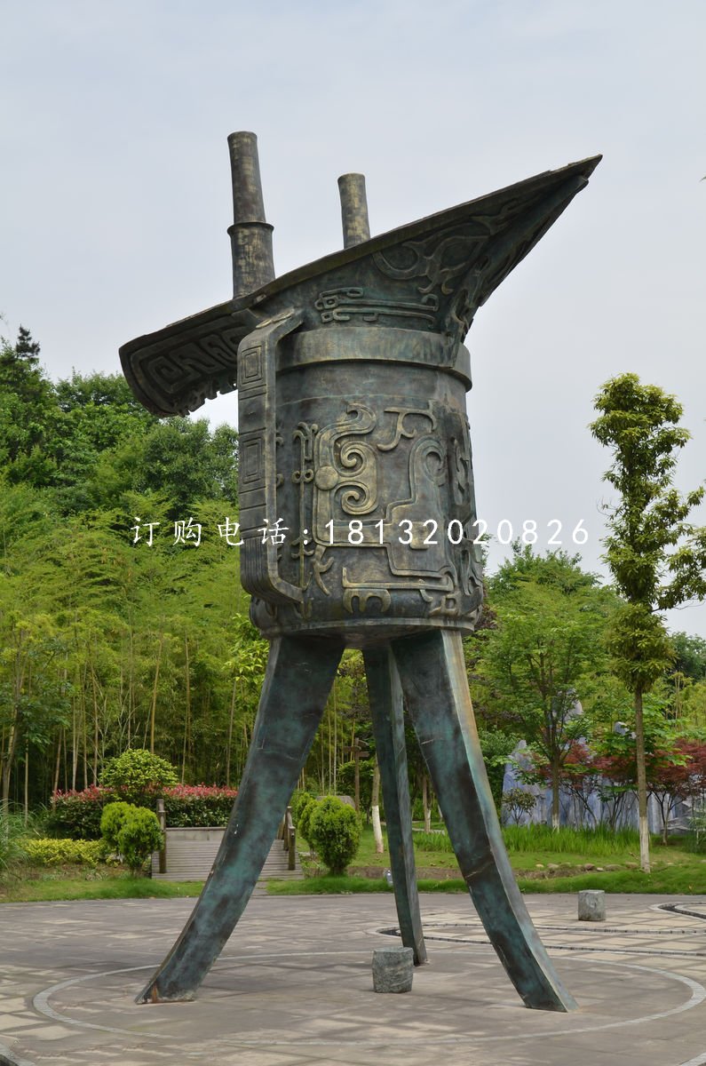 酒樽銅雕 古代酒器銅雕.jpg