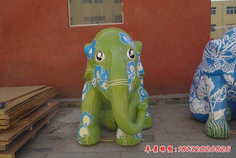 玻璃鋼彩色大象雕塑，公園玻璃鋼大象雕塑